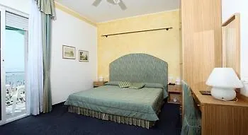 לידו די ג'סולו Hotel Bellariva